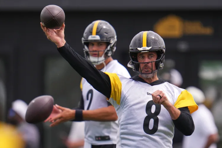 Preseason 'not real football,' Rodgers says